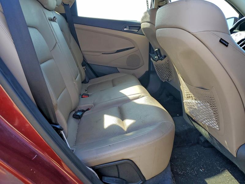 Фото 10 - HYUNDAI TUCSON