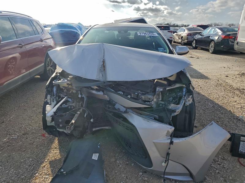 Фото 5 - TOYOTA COROLLA