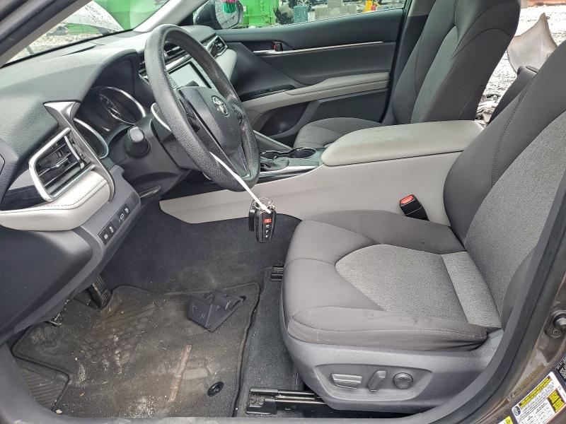 Фото 7 - TOYOTA CAMRY