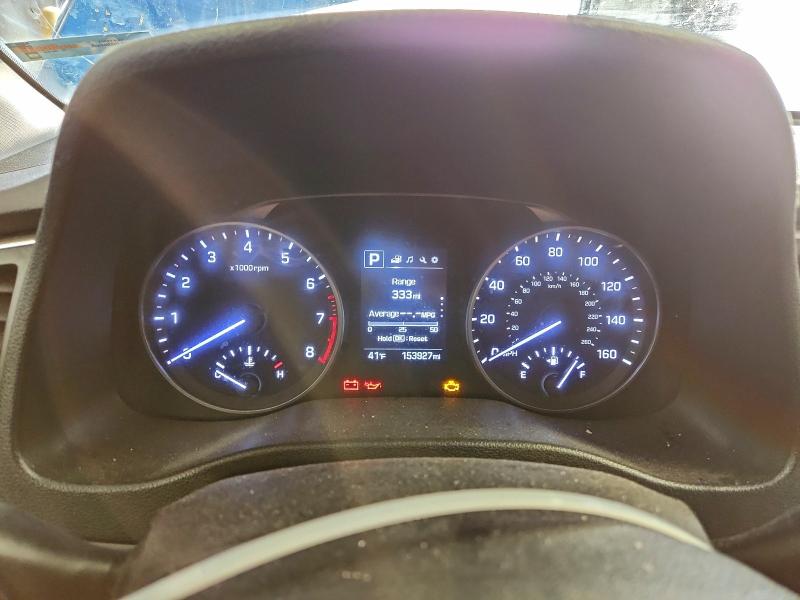 Фото 9 - HYUNDAI ELANTRA