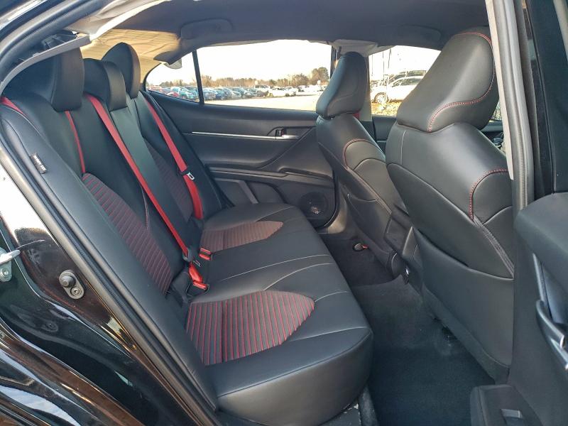 Фото 10 - TOYOTA CAMRY