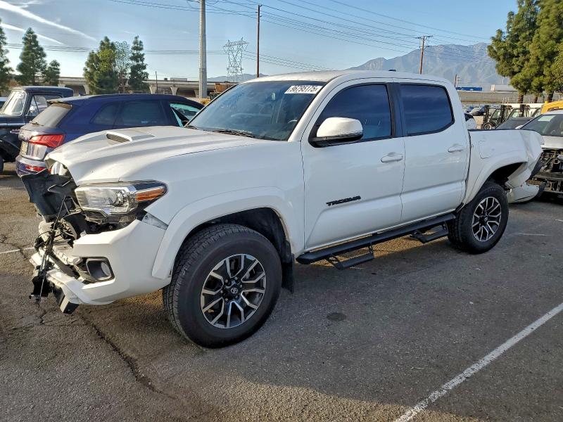 Фото 1 - TOYOTA TACOMA
