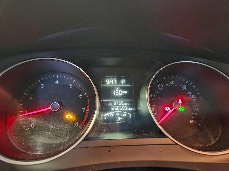 Фото 9 - VOLKSWAGEN JETTA