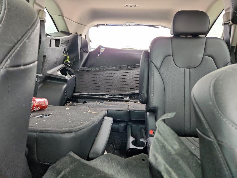 Фото 10 - KIA SORENTO