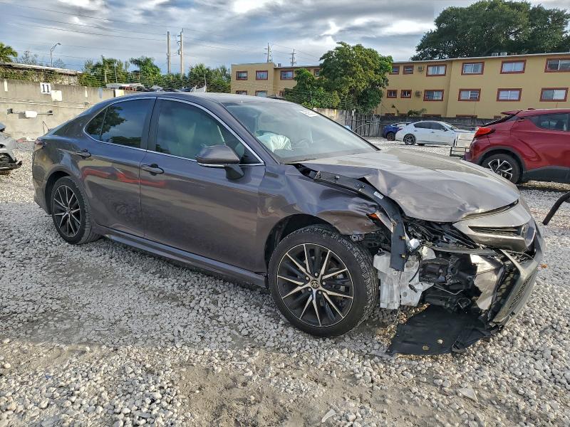 Фото 4 - TOYOTA CAMRY