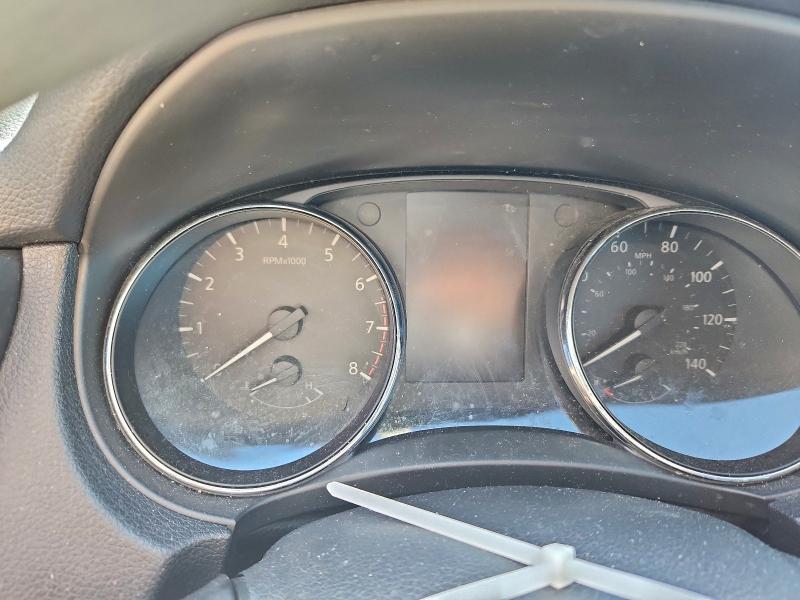 Фото 9 - NISSAN ROGUE