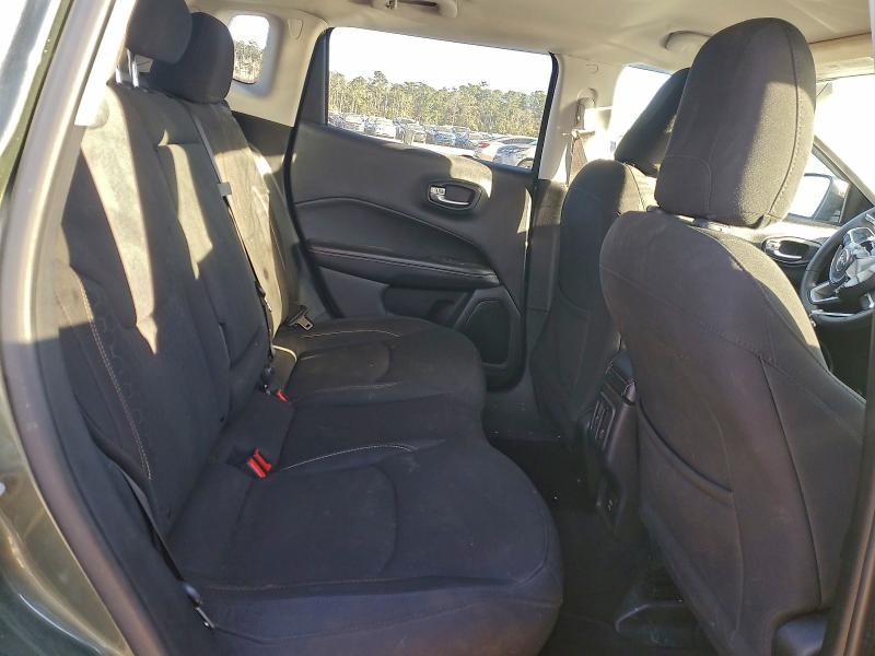 Фото 11 - JEEP COMPASS