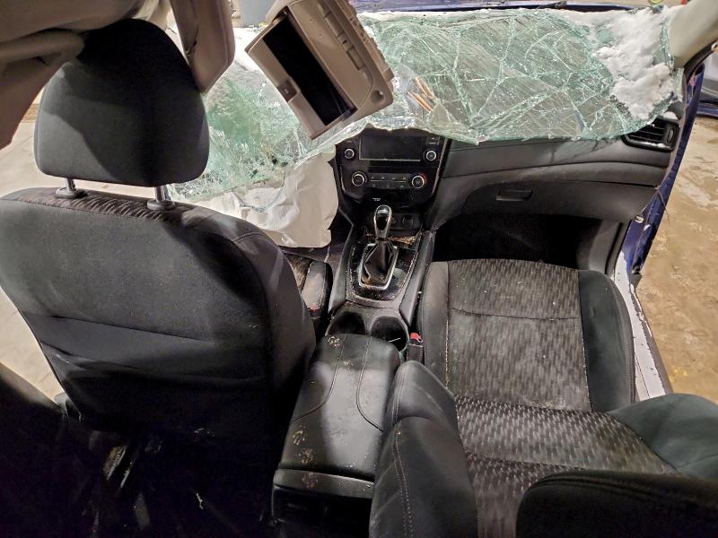 Фото 8 - NISSAN ROGUE