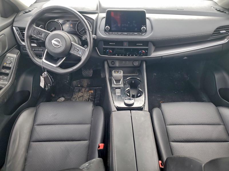 Фото 8 - NISSAN ROGUE