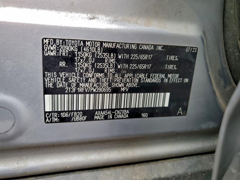 Фото 14 - TOYOTA RAV4