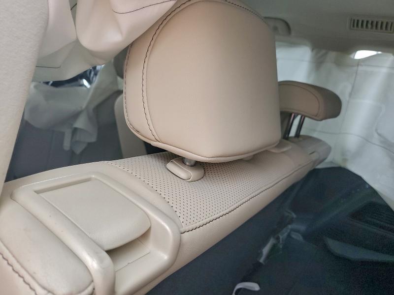 Фото 11 - LEXUS GX