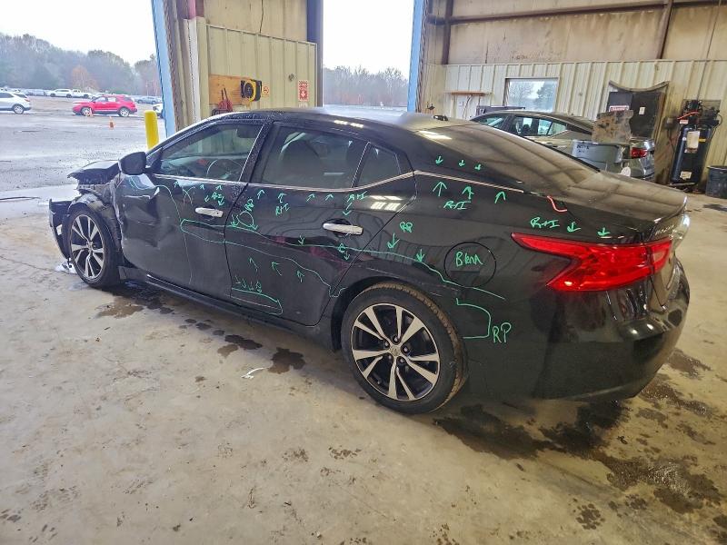 Фото 2 - NISSAN MAXIMA