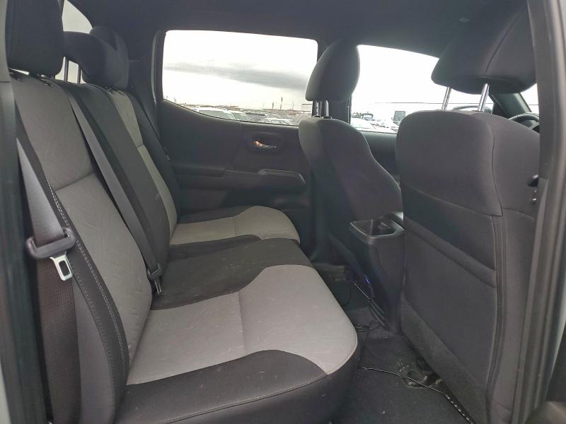 Фото 10 - TOYOTA TACOMA