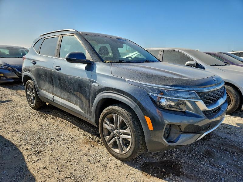 Фото 4 - KIA SELTOS