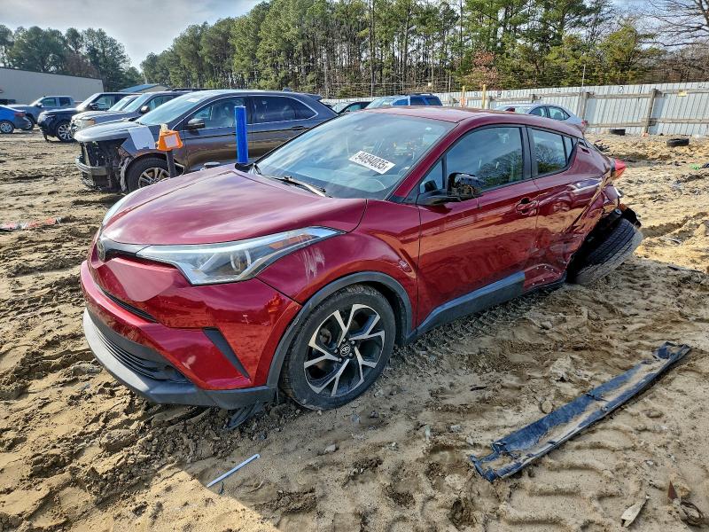 Фото 1 - TOYOTA C-HR