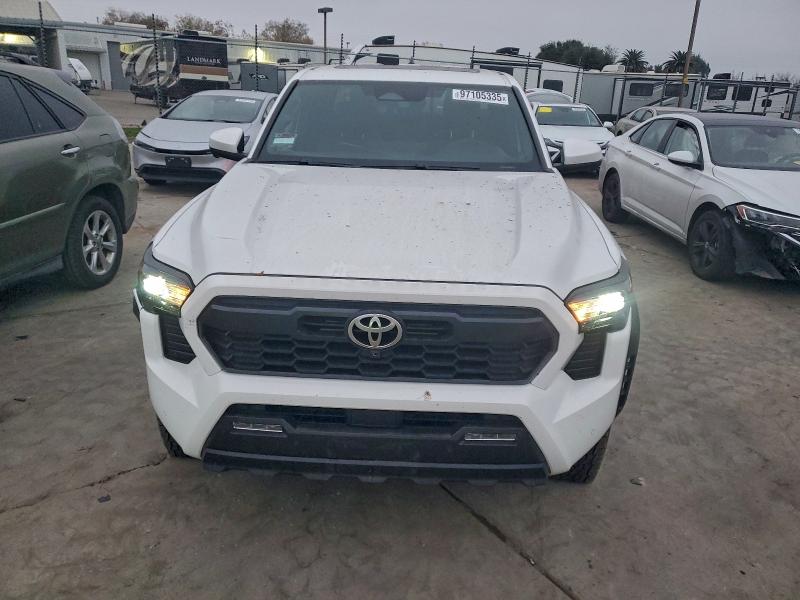 Фото 5 - TOYOTA TACOMA