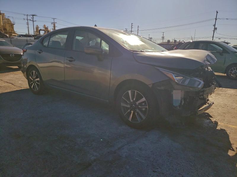 Фото 4 - NISSAN VERSA