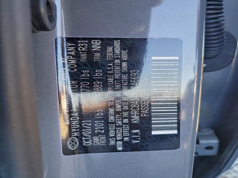 Фото 14 - HYUNDAI VENUE