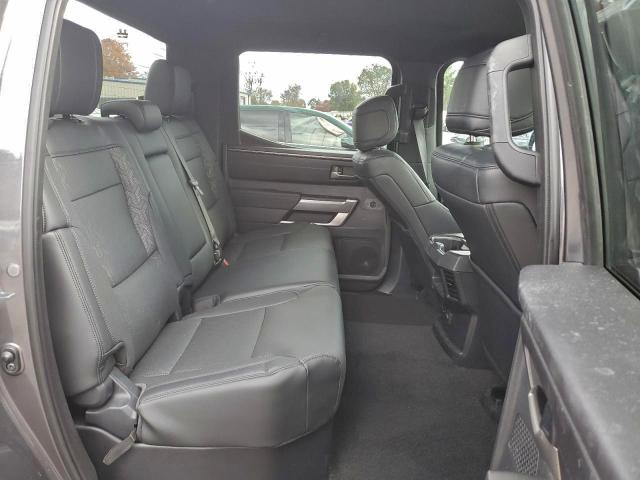 Фото 10 - TOYOTA TUNDRA