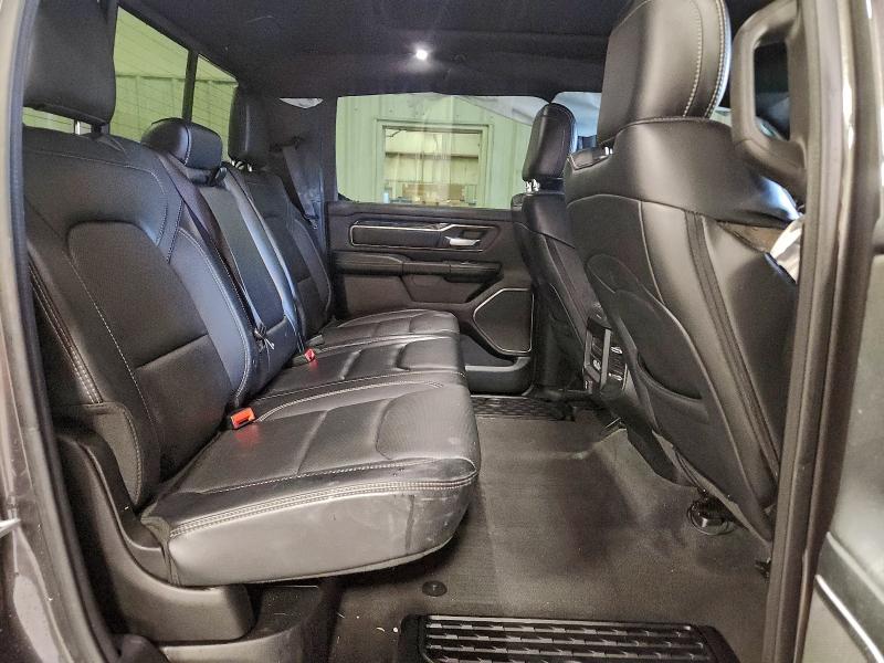 Фото 10 - RAM 1500