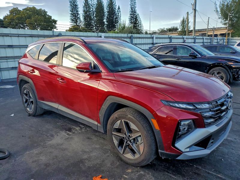 Фото 4 - HYUNDAI TUCSON