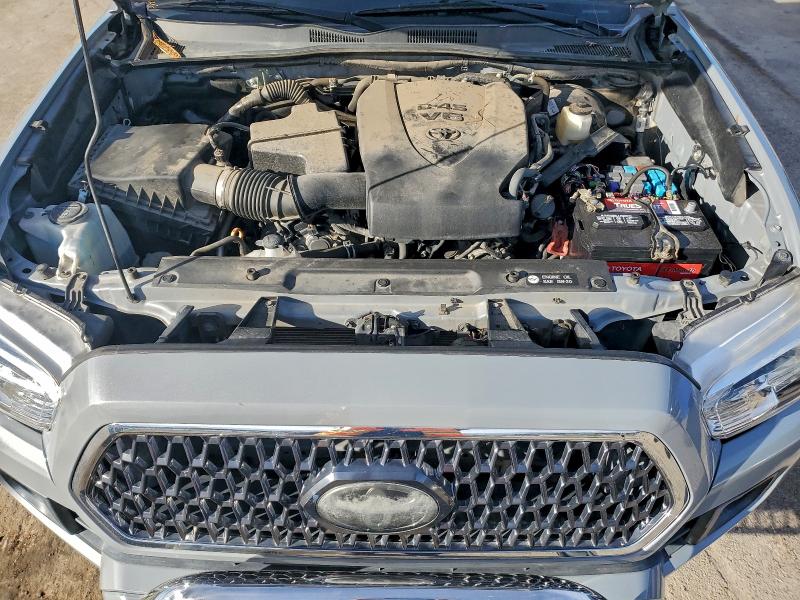 Фото 11 - TOYOTA TACOMA