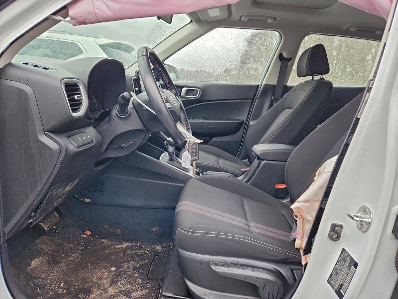 Фото 7 - HYUNDAI VENUE