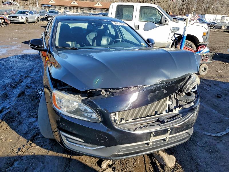 Фото 5 - VOLVO S60