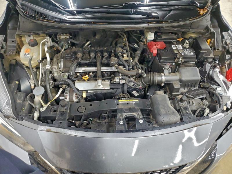 Фото 11 - NISSAN VERSA