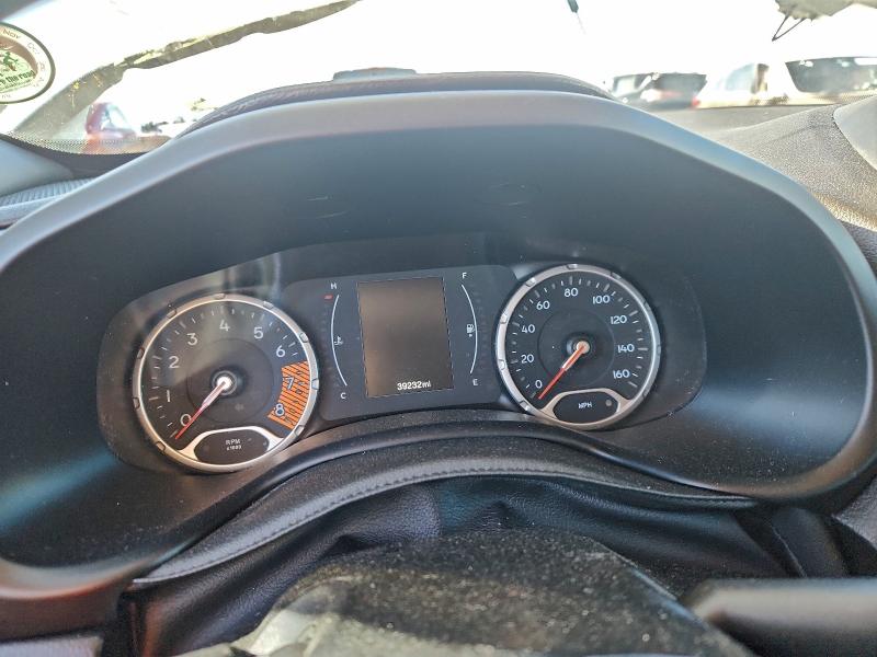 Фото 9 - JEEP RENEGADE