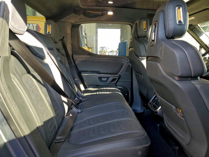 RIVIAN RIT 2023 VIN 7FCTGAAA5PN023092