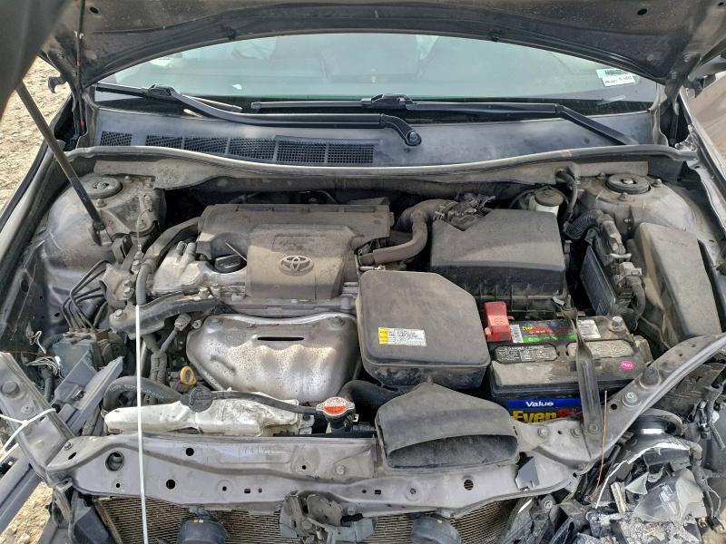 Фото 11 - TOYOTA CAMRY