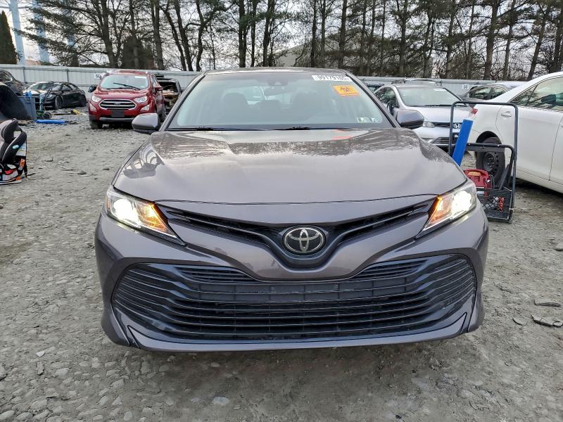 Фото 5 - TOYOTA CAMRY