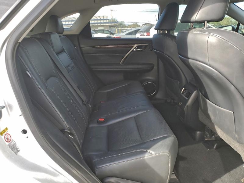 Фото 10 - LEXUS RX350