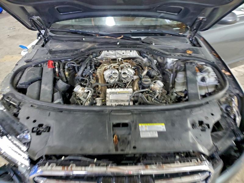 Фото 11 - AUDI A8