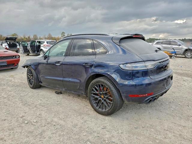 Фото 2 - PORSCHE MACAN