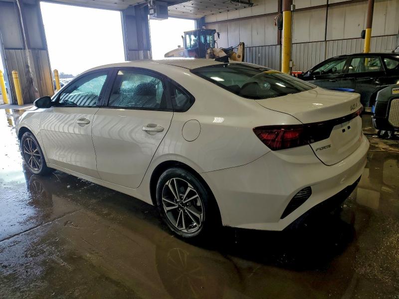 Фото 2 - KIA FORTE