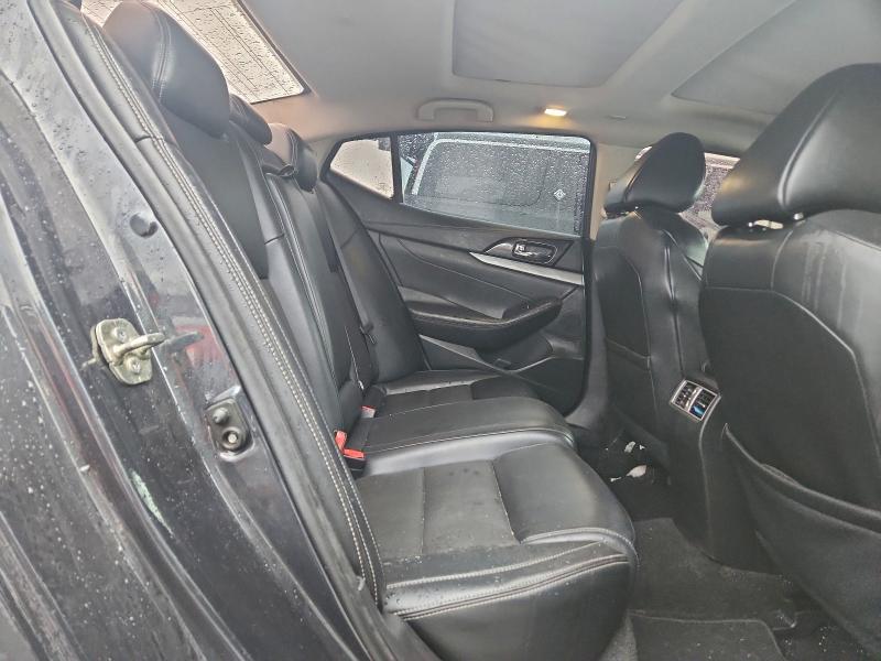 Фото 10 - NISSAN MAXIMA