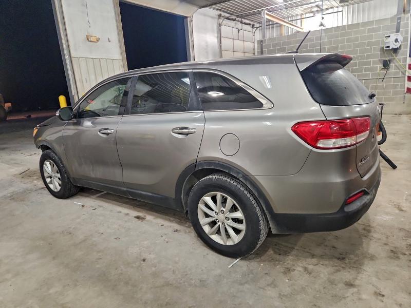 Фото 2 - KIA SORENTO