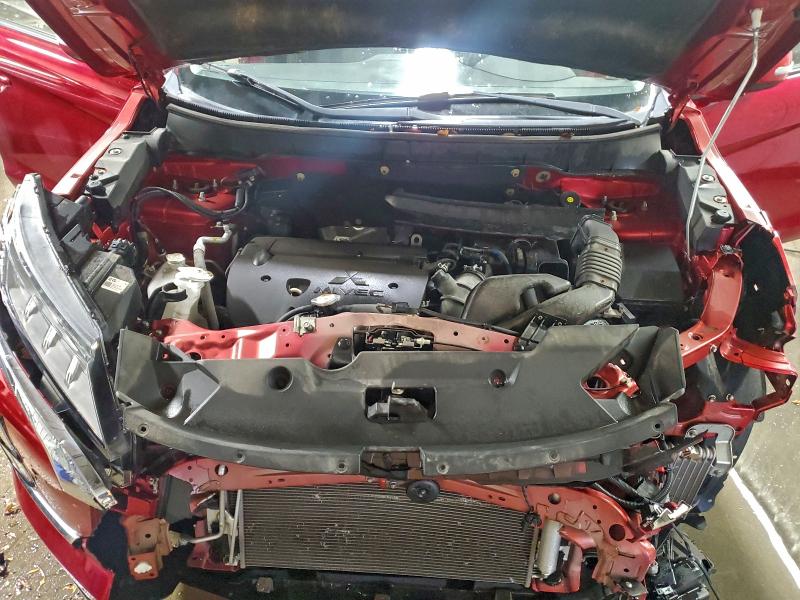 Фото 11 - MITSUBISHI OUTLANDER