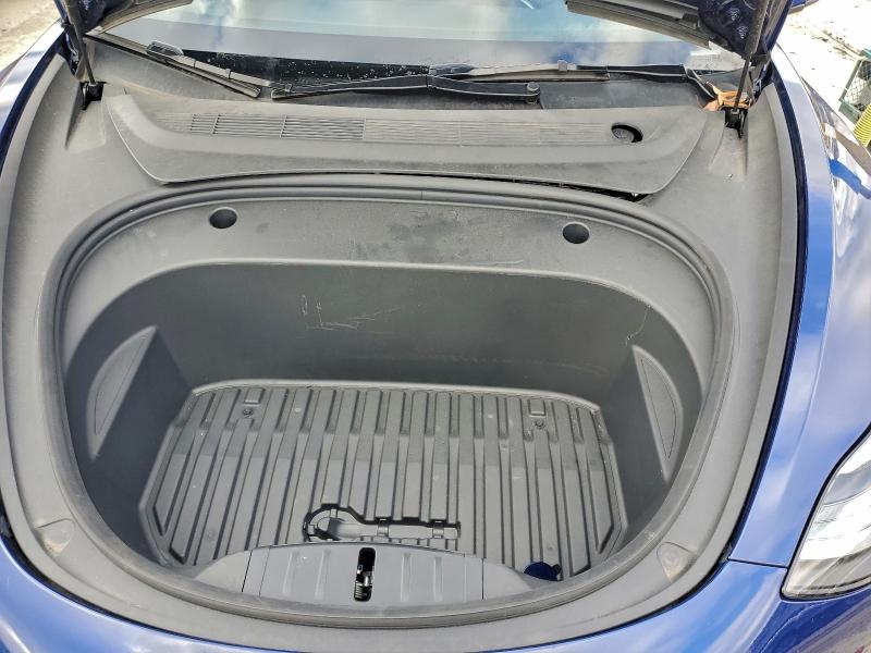 Фото 11 - TESLA MODEL 3