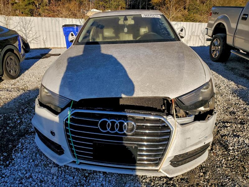 Фото 5 - AUDI A6