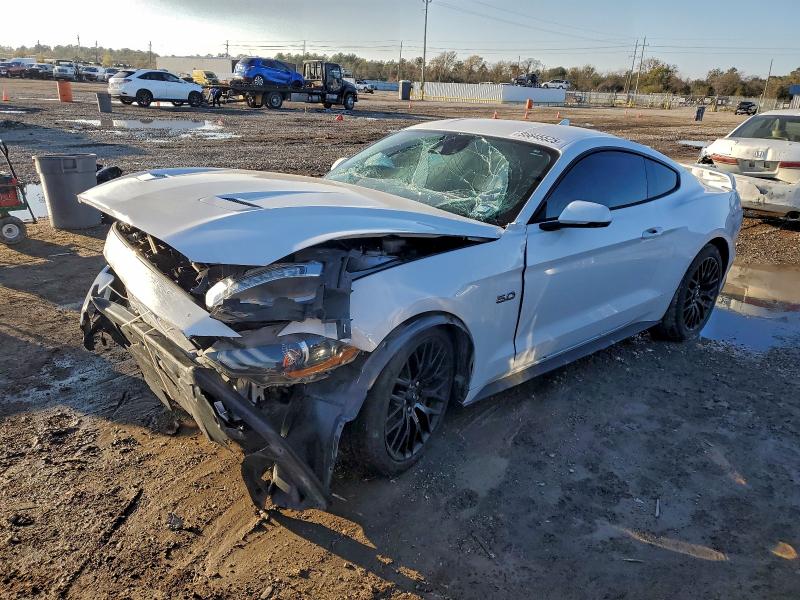 Фото 1 - FORD MUSTANG