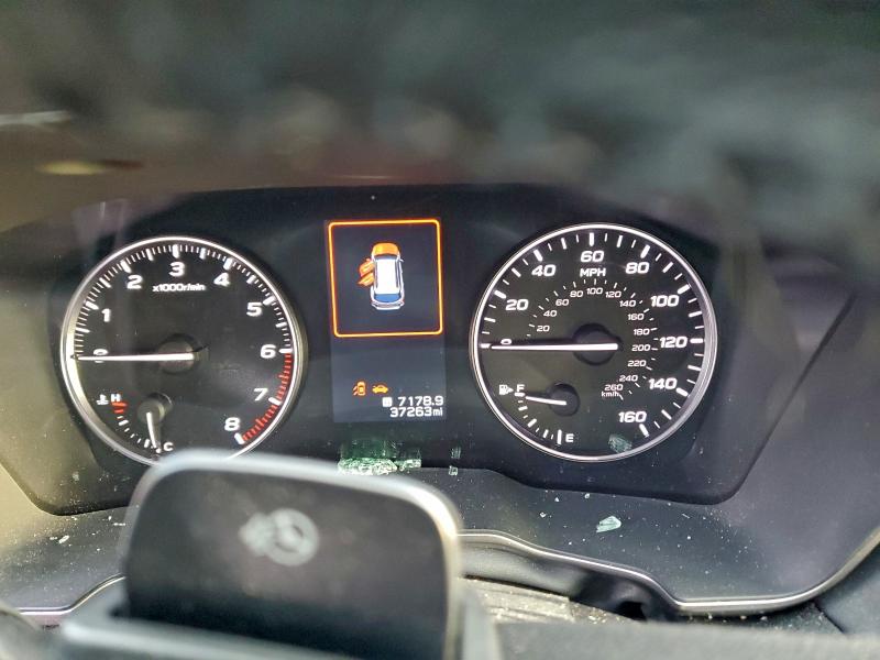 Фото 9 - SUBARU OUTBACK