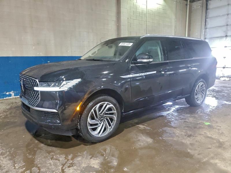 Фото 1 - LINCOLN NAVIGATOR