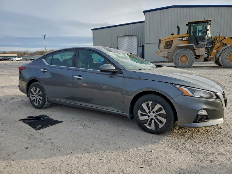 Фото 4 - NISSAN ALTIMA