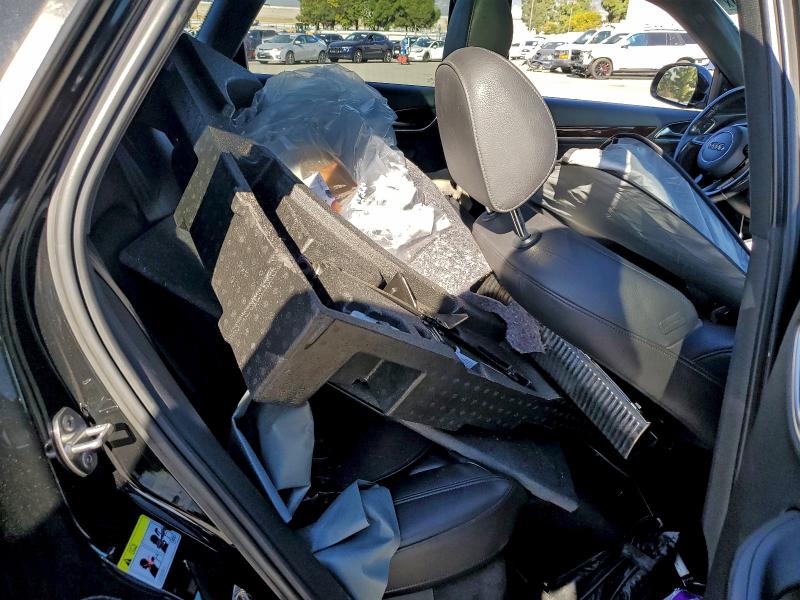 Фото 10 - AUDI Q3