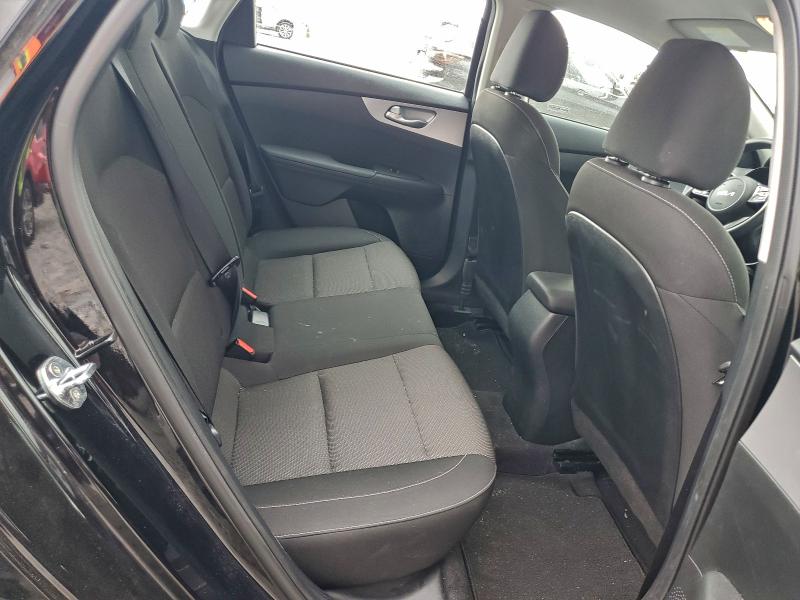 Фото 10 - KIA FORTE