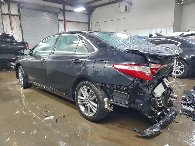 Фото 2 - TOYOTA CAMRY