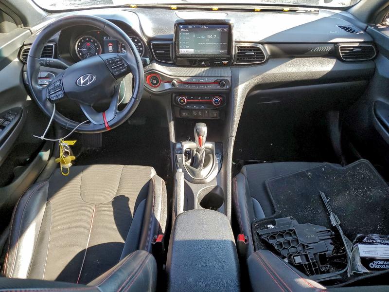 Фото 8 - HYUNDAI VELOSTER